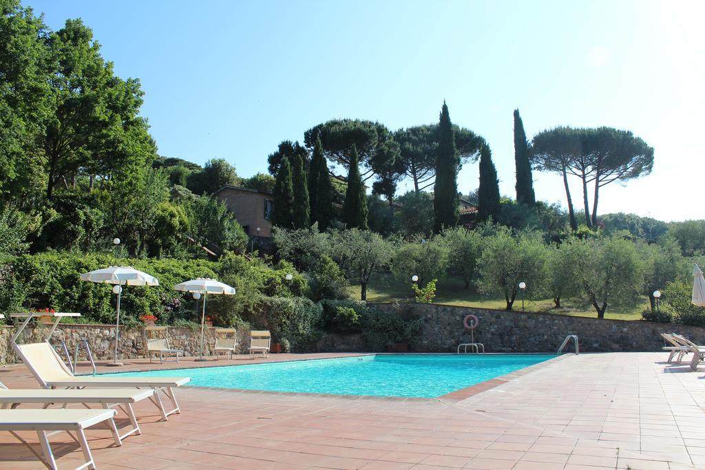 Villa Agostoli Siena Exterior photo